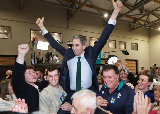 Harris wins seat 00003_90718166