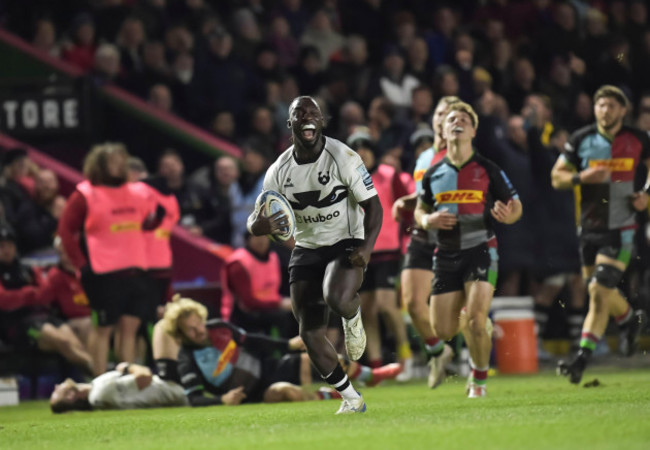 gabriel-ibitoye-of-bristol-bears-break-free-with-ball-during-the-gallagher-premiership-rugby-match-between-harlequins-and-bristol-bears-at-the-stoop-on-november-29-2024-in-london-england-credit-ga