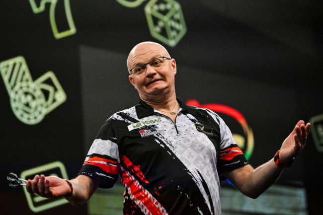 wv-active-aldersley-wolverhampton-uk-17th-nov-2024-2024-pdc-grand-slam-of-darts-day-9-semi-final-mickey-mansell-after-losing-to-martin-lukeman-credit-action-plus-sportsalamy-live-news