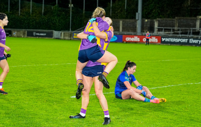 mia-jennings-and-lauren-magee-celebrate-after-winning