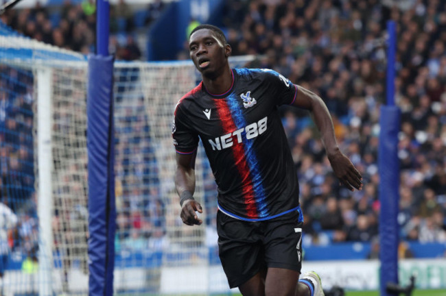 brighton-and-hove-uk-15th-dec-2024-ismaila-sarr-of-crystal-palace-celebrates-after-scoring-to-make-it-2-0-during-the-premier-league-match-at-the-amex-stadium-brighton-and-hove-picture-credit-sho