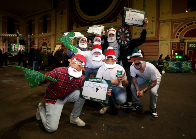 fans-in-fancy-dress-during-day-one-of-the-paddy-power-world-darts-championship-at-alexandra-palace-london-picture-date-sunday-december-15-2024