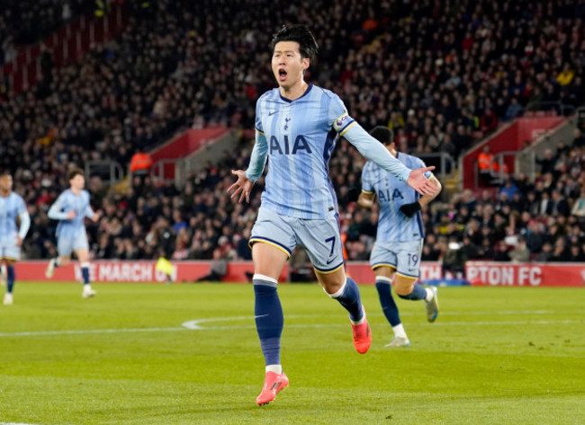 tottenham-hotspurs-son-heung-min-celebrates-scoring-their-sides-second-goal-of-the-game-during-the-premier-league-match-at-st-marys-stadium-southampton-picture-date-sunday-december-15-2024