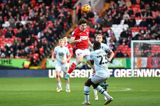 london-england-14th-dec-2024-conor-coventry-wins-a-header-during-the-sky-bet-efl-league-one-fixture-between-charlton-athletic-and-mansfield-town-at-the-valley-london-kyle-andrewsalamy-live-news