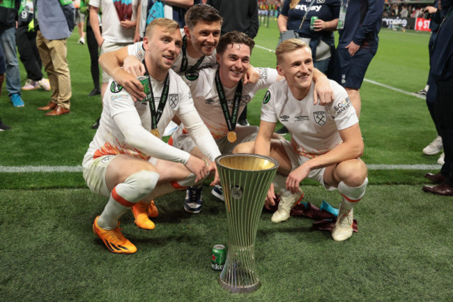 prague-czech-republic-7th-june-2023-jarrod-bowen-aaron-cresswell-conor-coventry-and-flynn-downes-of-west-ham-united-pose-with-the-trophy-following-the-2-1-victory-in-the-uefa-europa-conference-le