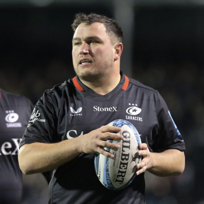 hendon-london-uk-22nd-dec-2024-hendon-london-england-december-22-2024-jamie-george-16-saracens-holds-onto-the-ball-during-the-gallagher-premiership-rugby-game-between-saracens-and-northampt