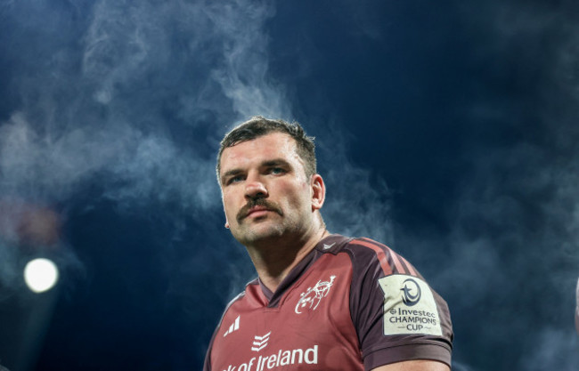 tadhg-beirne-dejected-after-the-game