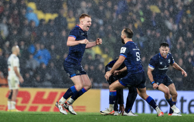 ciaran-frawley-celebrates-kicking-a-late-penalty-with-jamison-gibson-park