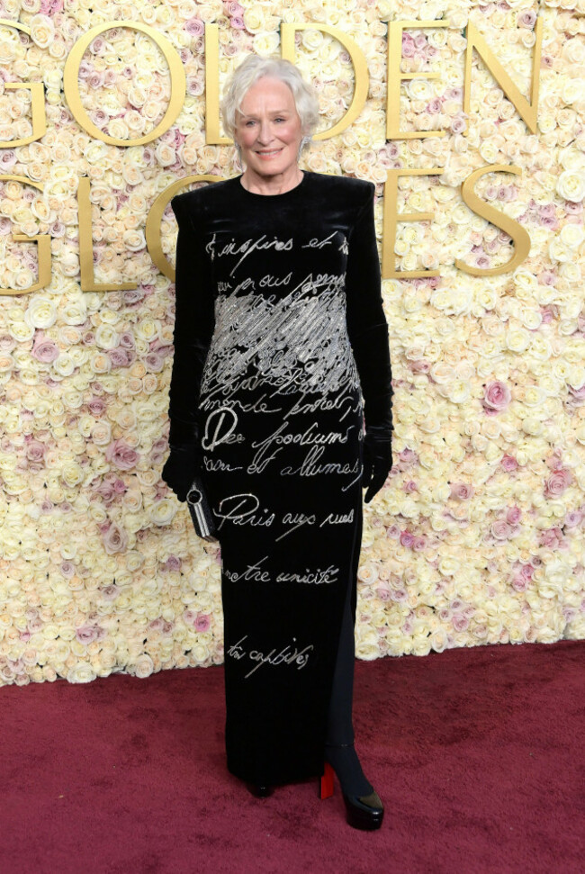 beverly-hills-usa-05th-jan-2025-glenn-close-arriving-to-the-82nd-annual-golden-globe-awards-at-the-beverly-hilton-hotel-on-january-5-2025-in-beverly-hills-ca-oconnor-arroyoaff-usa-com-c