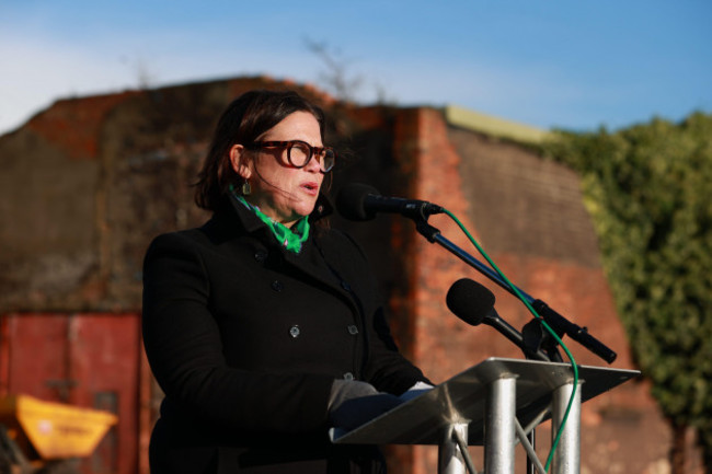 sinn-fein-president-mary-lou-mcdonald-giving-a-graveside-narration-for-ted-howell-at-milltown-cemetery-in-belfast-the-former-strategist-and-negotiator-for-sinn-fein-who-took-part-in-the-good-friday