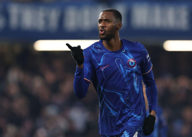 london-uk-11th-jan-2025-tosin-adarabioyo-of-chelsea-celebrates-after-scoring-to-make-it-3-0-during-the-fa-cup-match-at-stamford-bridge-london-picture-credit-should-read-paul-terrysportimage-cr