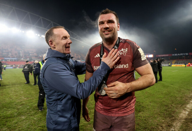 tadhg-beirne-and-ian-costello-celebrate-after-winning
