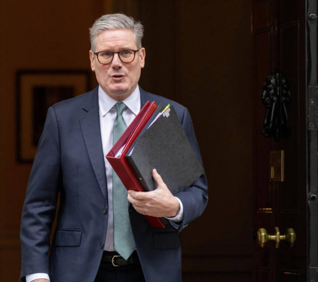 london-uk-13th-nov-2024-kier-starmer-prime-minister-leaves-10-downing-street-for-prime-ministers-questions-pmqs-london-uk-credit-ian-davidsonalamy-live-news