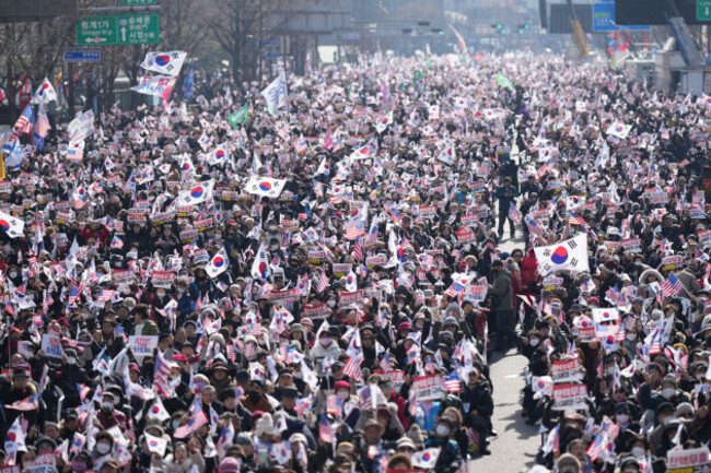 supporters-of-impeached-south-korean-president-yoon-suk-yeol-stage-a-rally-to-oppose-his-impeachment-in-seoul-south-korea-saturday-jan-18-2025-ap-photolee-jin-man