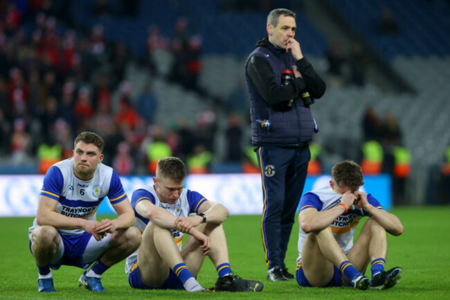 niall-kelly-ben-mcdonnell-and-odhran-robinson-dejected