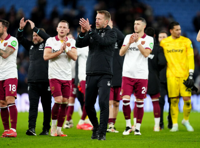 west-ham-united-manager-graham-potter-acknowledges-the-crowd-at-the-final-whistle-after-the-premier-league-match-at-villa-park-birmingham-picture-date-sunday-january-26-2025