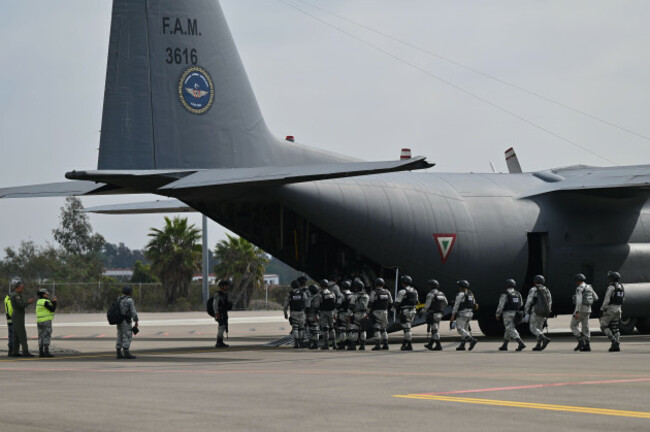 tijuana-mexico-04th-feb-2025-a-mexicos-air-force-plane-carrying-members-of-the-mexican-national-guard-arrive-at-military-air-base-no-12-near-the-tijuana-international-airport-in-tijuana-baja-ca