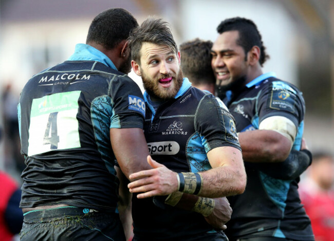 tommy-seymour-and-leone-nakarawa-celebrate-tim-swinson-scoring-the-final-try