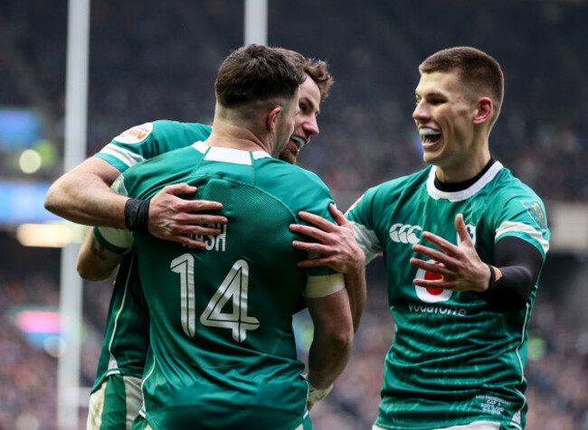 hugo-keenan-calvin-nash-and-sam-prendergast-celebrate-a-try