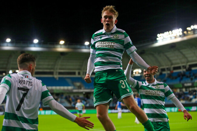 michael-noonan-celebrates-after-scoring-a-goal