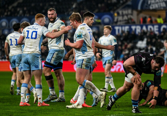 ciaran-frawley-rg-snyman-paddy-mccarthy-ross-byrne-celebrate-after-a-try-is-scored-by-rabah-slimani