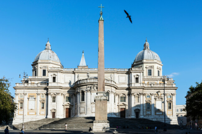 basilica-di-santa-maria-maggiore-piazza-del-esquilino-rome-italy