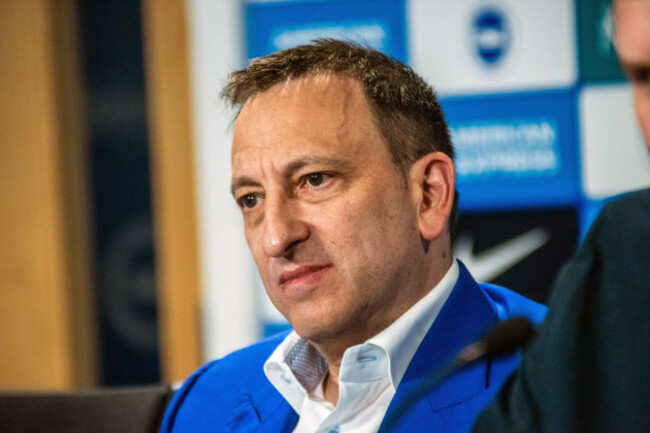 brighton-and-hove-uk-02nd-july-2024-brighton-july-2nd-2024-brighton-and-hove-albion-unveil-their-new-manager-fabian-hurzeler-chairman-tony-bloom-credit-andrew-hassonalamy-live-news