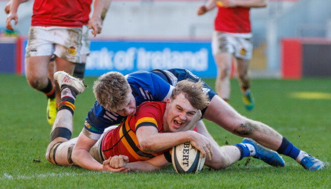 bill-mccarthy-scores-a-try-despite-alan-cleary