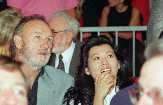 actor-gene-hackman-with-wife-betsy-arakawa-in-june-1993-ap-photo