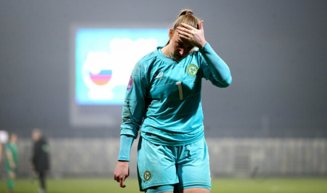 courtney-brosnan-dejected