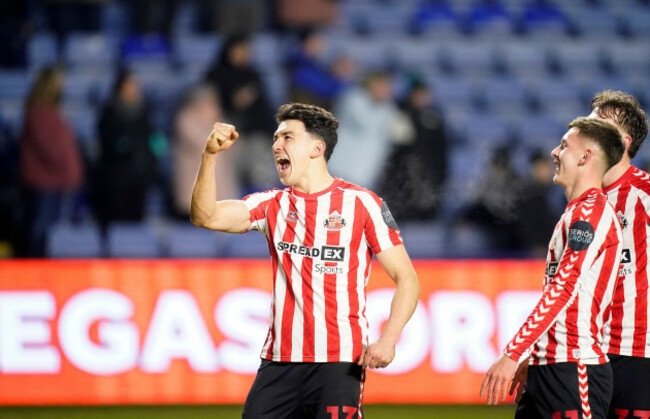 sunderlands-luke-onien-celebrates-with-the-crowd-at-the-final-whistle-after-the-sky-bet-championship-match-at-hillsborough-stadium-sheffield-picture-date-friday-february-28-2025