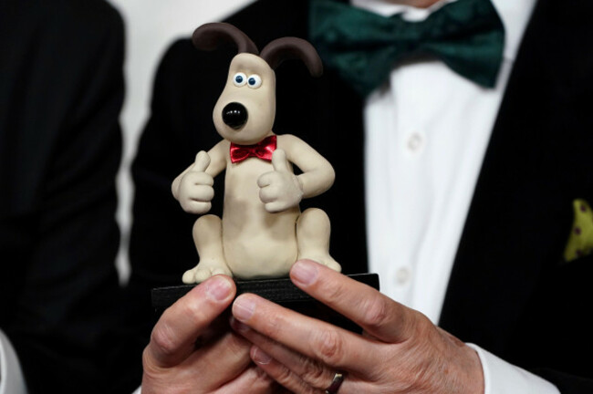 nick-park-arrives-at-the-oscars-on-sunday-march-2-2025-at-the-dolby-theatre-in-los-angeles-photo-by-jordan-straussinvisionap