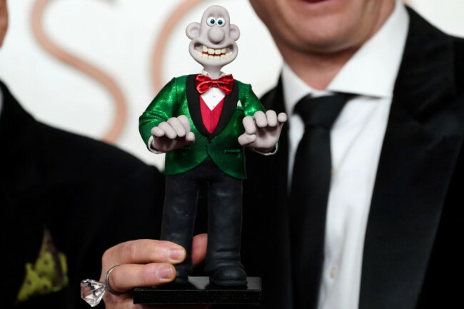 merlin-crossingham-arrives-at-the-oscars-on-sunday-march-2-2025-at-the-dolby-theatre-in-los-angeles-photo-by-jordan-straussinvisionap