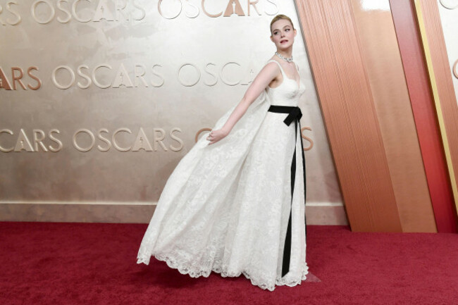 elle-fanning-arrives-at-the-oscars-on-sunday-march-2-2025-at-the-dolby-theatre-in-los-angeles-photo-by-richard-shotwellinvisionap
