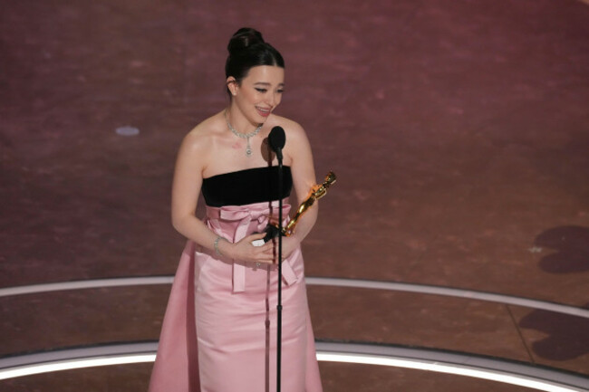 mikey-madison-accepts-the-award-for-best-performance-by-an-actress-in-a-leading-role-for-anora-during-the-oscars-on-sunday-march-2-2025-at-the-dolby-theatre-in-los-angeles-ap-photochris-pizzel