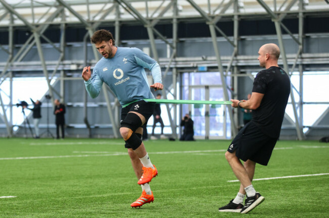 caelan-doris-with-peter-scullion