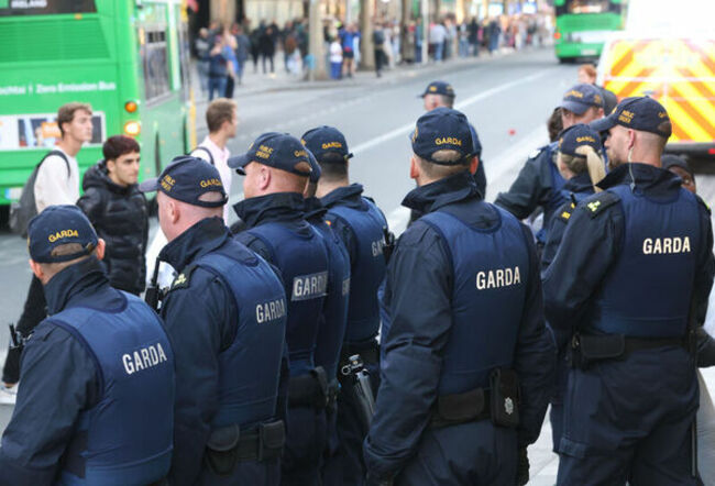 Garda presence-018_90713347