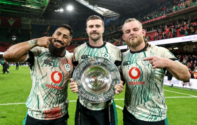 bundee-aki-mack-hansen-and-finlay-bealham-celebrate-after-the-game