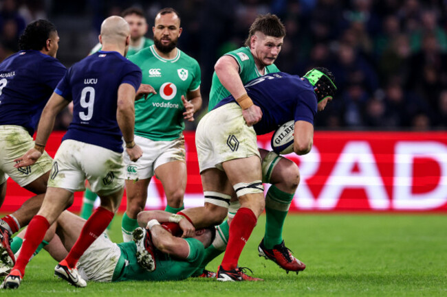 joe-mccarthy-tackles-francois-cros