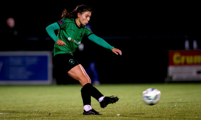 jess-fitzgerald-scores-a-goal