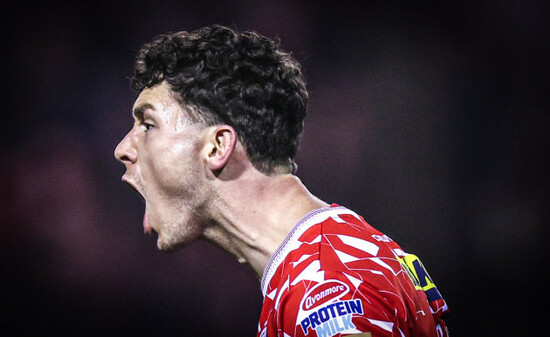 ali-coote-reacts-after-a-missed-opportunity