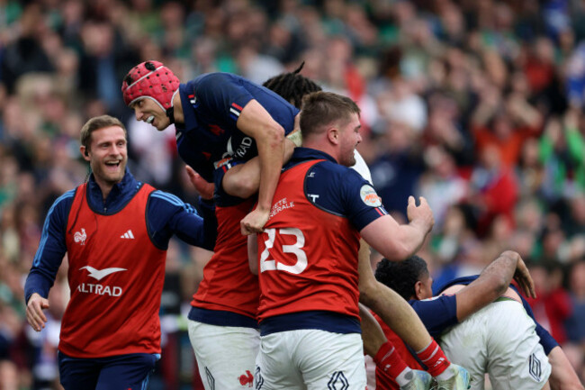 frances-louis-bielle-biarrey-top-celebrates-after-his-teammate-damian-penaud-scored-a-try-during-the-six-nations-rugby-union-match-between-ireland-and-france-at-aviva-stadium-dublin-ireland-sat