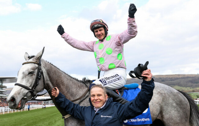 paul-townend-onboard-lossiemouth-celebrates-winning