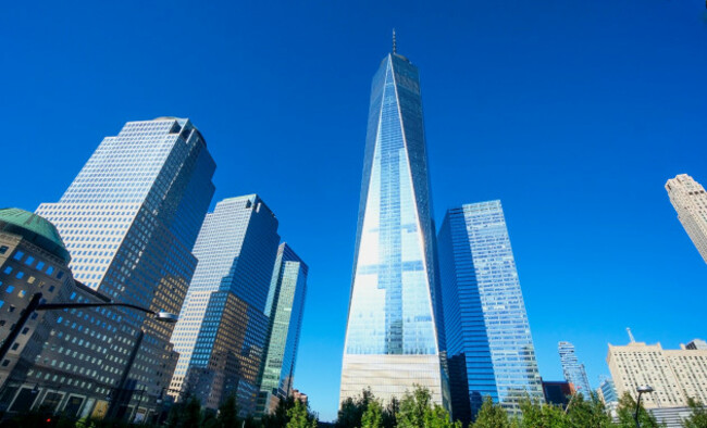 horizontal-image-of-the-world-trade-center-with-freedom-tower-in-lower-manhattan-financial-district-in-new-york-city