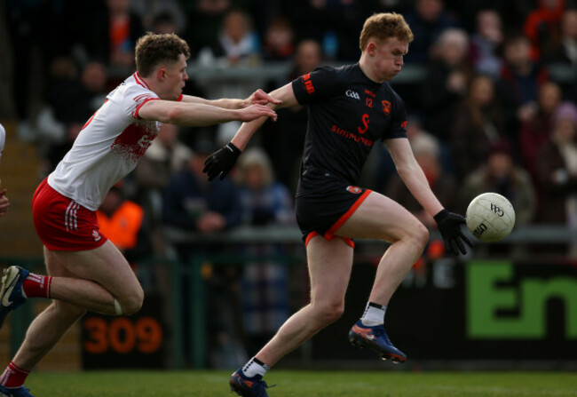 eoin-mcevoy-tackles-conor-turbitt