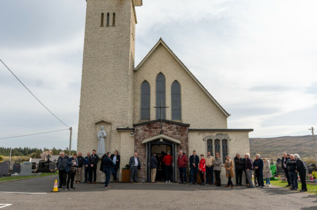 mourners-at-st-finians-church-in-waterville-co-kerry-for-the-funeral-of-gaa-hall-of-fame-inductee-michael-micko-odwyer-picture-date-saturday-april-5-2025