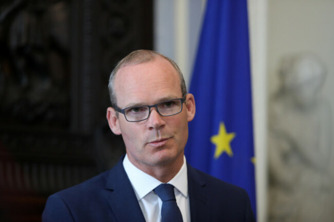 7469 Simon Coveney_90520703