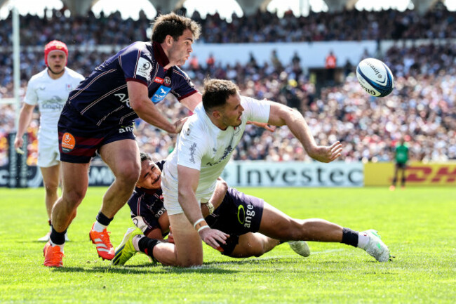 jacob-stockdale-offloads-to-nick-timoney