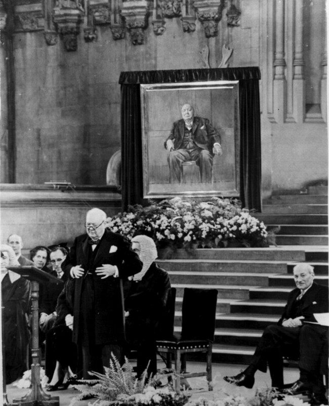 churchill-with-portrait