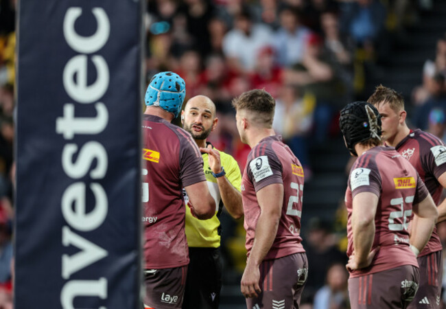 andrea-piardi-talks-with-tadhg-beirne-and-alex-kendellen